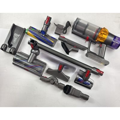 Dyson V15 Detect: Cordless Stick Vacuum Cleaner With Accessories and Wall Mount - Black