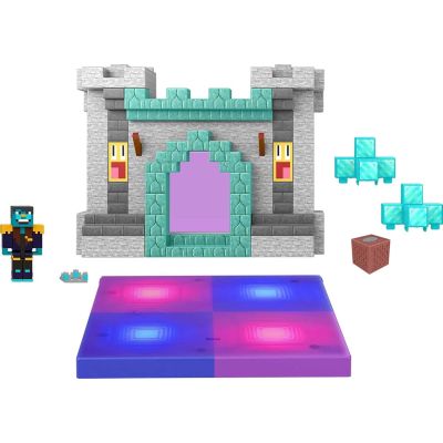 Minecraft Creator Series Party Supremes Palace Playset New w/ Lights and Sound