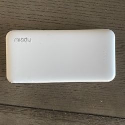 Miady 10000mAh Dual USB Portable Charger-White 